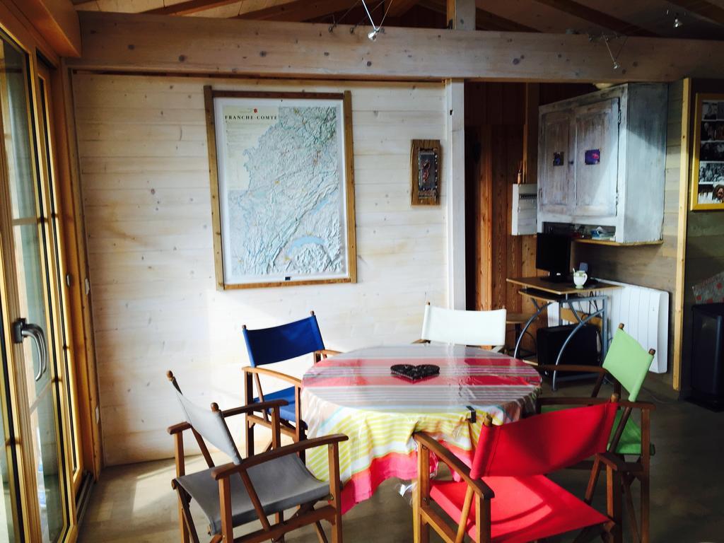 Gite Les Cigognes Orchamps-Vennes Bilik gambar